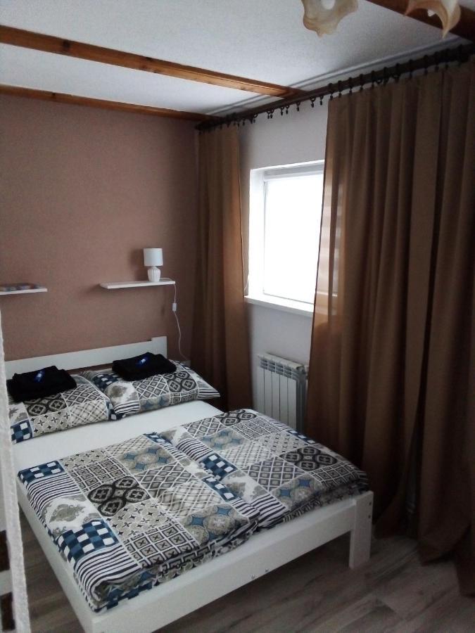 Domek Na Prerii Villa Ustrzyki Dolne Exterior foto