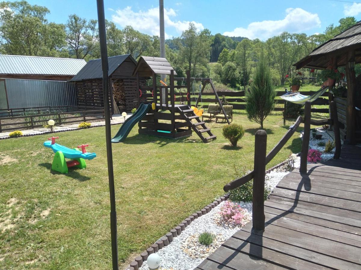 Domek Na Prerii Villa Ustrzyki Dolne Exterior foto